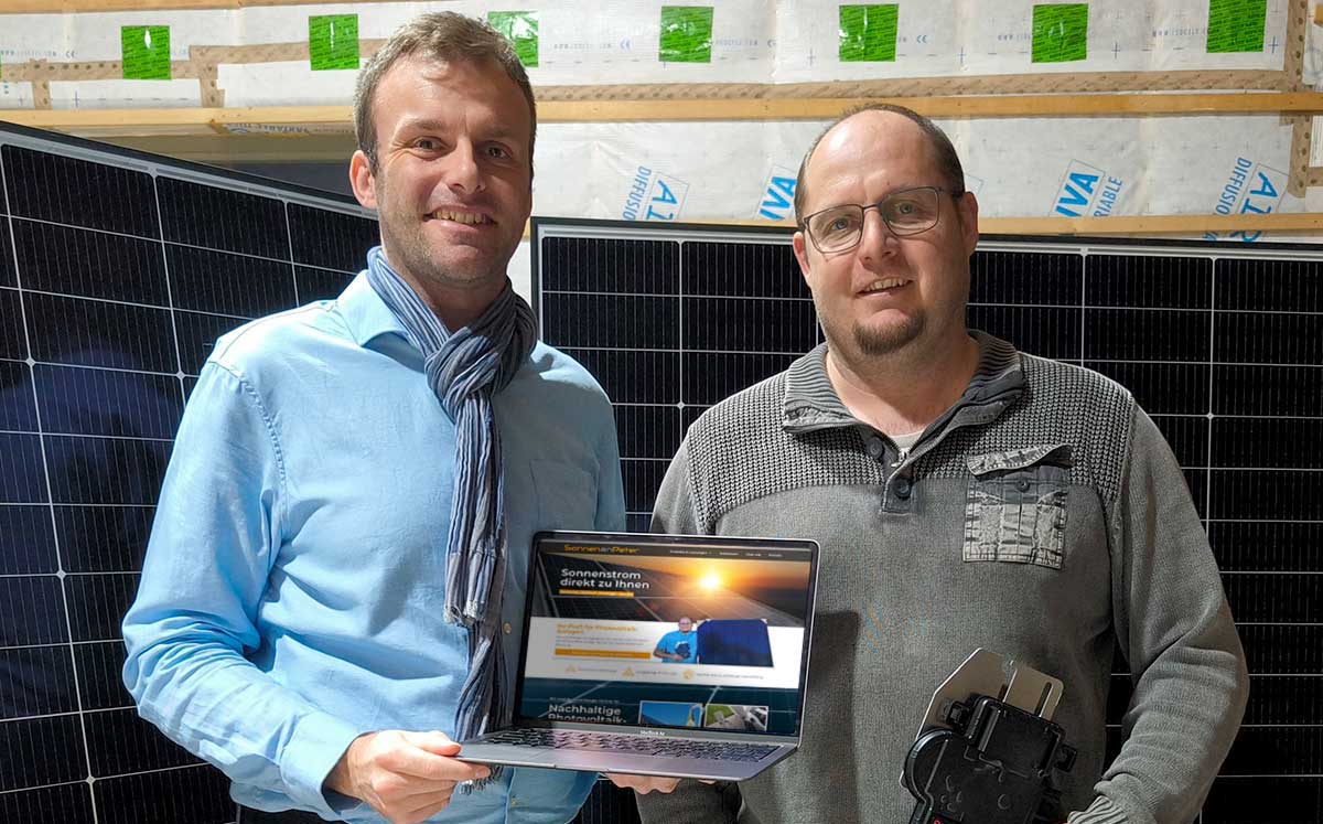 Thomas Hanko und Peter Ledermüller präsentieren die neue Homepage